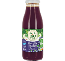 Organic pure blueberry juice