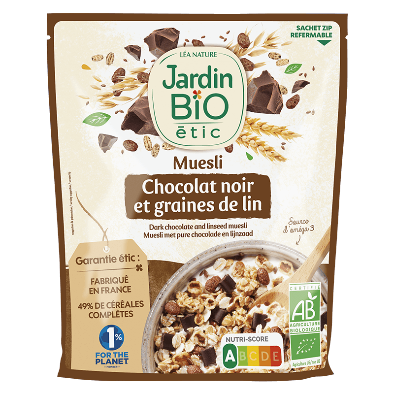 Organic dark chocolate and linseed muesli