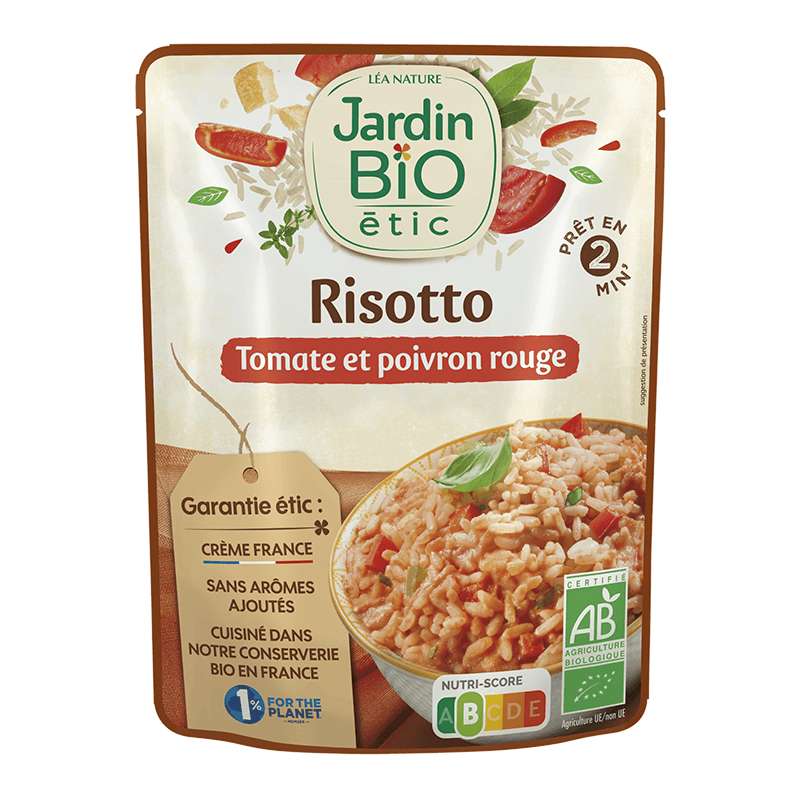 Organic risotto with tomato and red pepper
