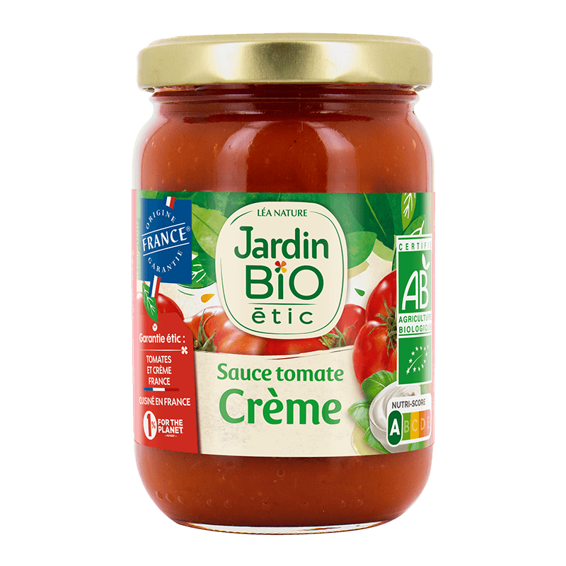 Organic tomato sauce with cream
