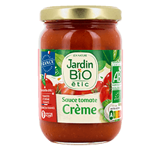 Organic tomato sauce with cream